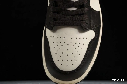 Hyperoad 1 Low Jordan 0823